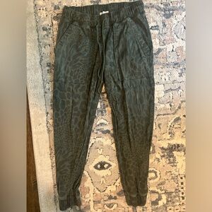 Bella Dahl joggers size Small